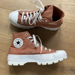 Brown Converse 9